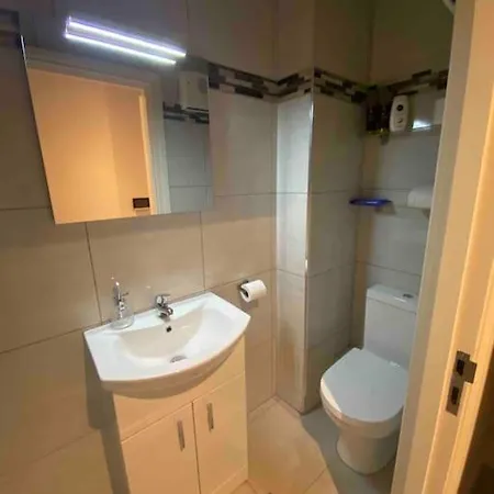 1-bed Apt In City Centre